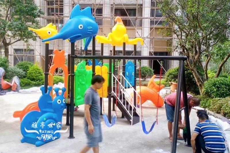 室外儿童组合滑梯YT-Y001 应用效果展示
